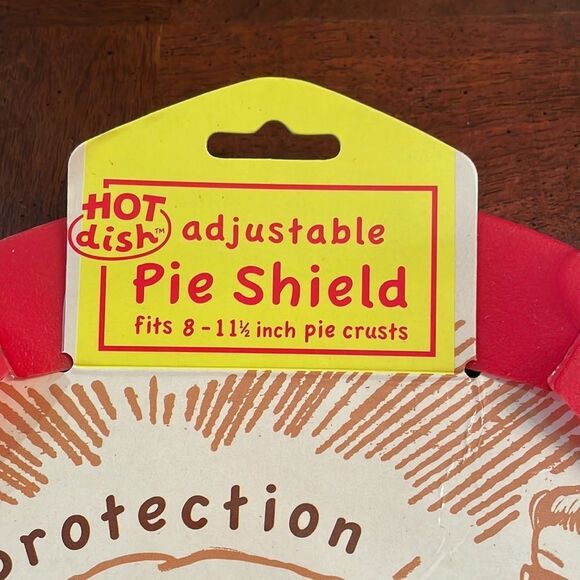 Adjustable Silicone Pie Shield 8-11" Pies - Picture 3 of 7